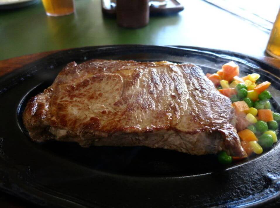 沖繩牛排推薦-グリーン フィールドGREEN FIELD STEAK&BEEFSTEW