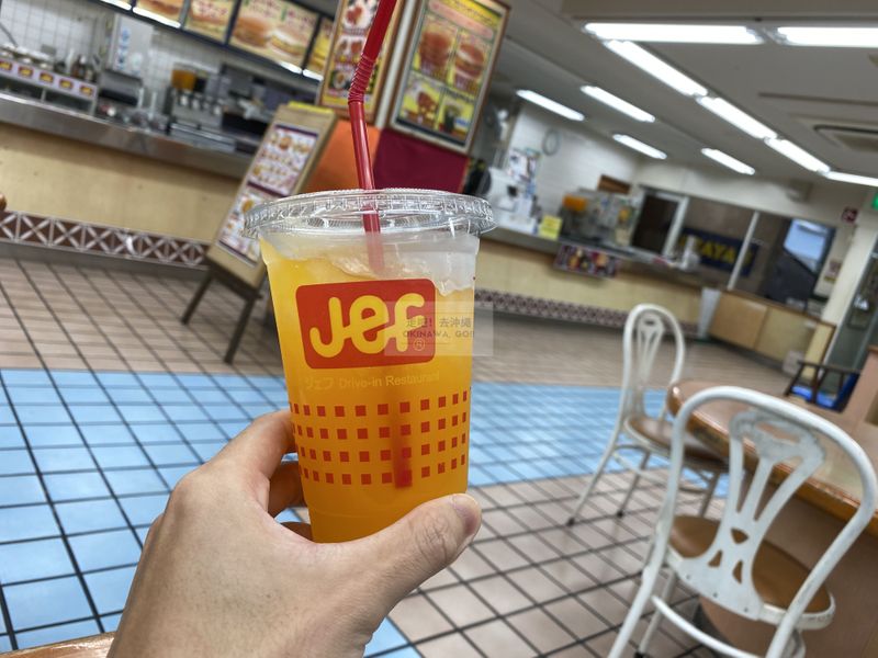 沖繩行程分享-JEF苦瓜漢堡 與那原店