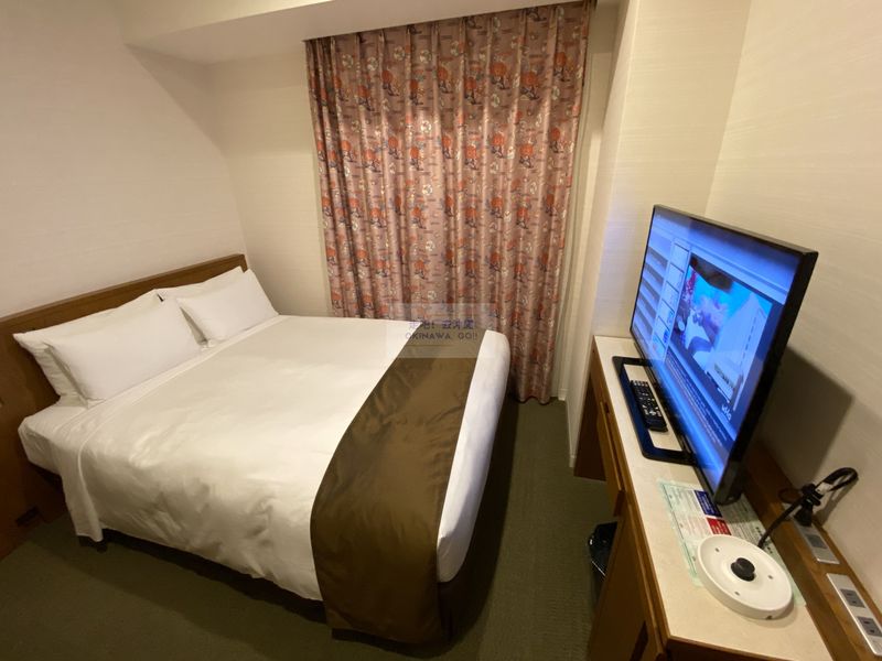 Hotel Gracery Naha 那霸格拉斯麗飯店-床、電視櫃