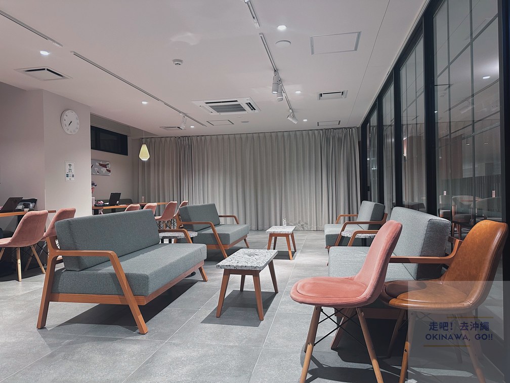【沖繩中部飯店推薦】REF Okinawa Arena by Vessel Hotels(REF 沖繩競技場 - VESSEL 飯店)|開箱評價|
會議室