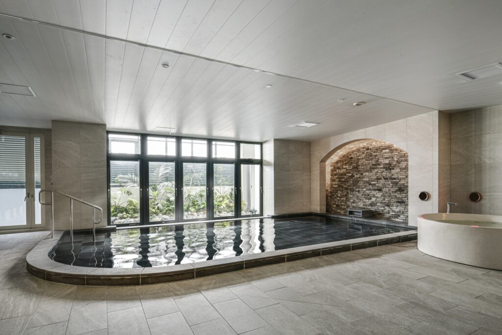 美國村住宿推薦｜LeQu 雷克沖繩北谷溫泉度假村－大浴場