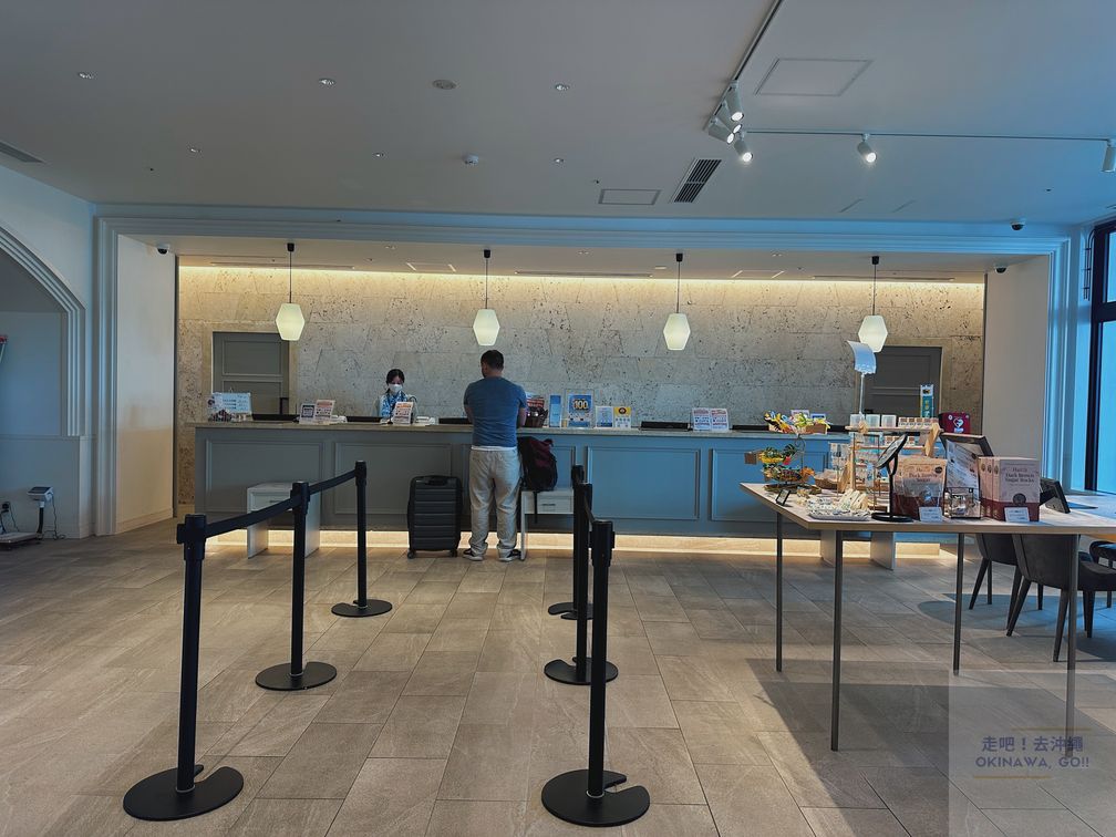 美國村住宿推薦｜LeQu 雷克沖繩北谷溫泉度假村－大廳